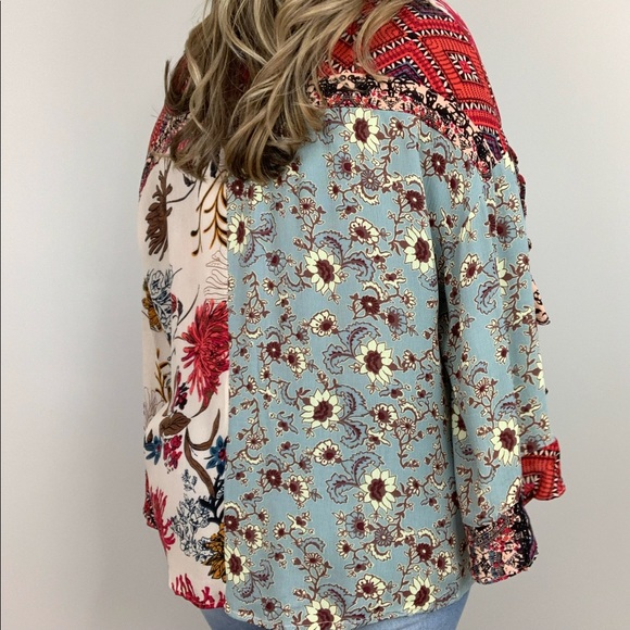 Garden Party Floral Patchwork Top Vanilla Umgee - Picture 6 of 8